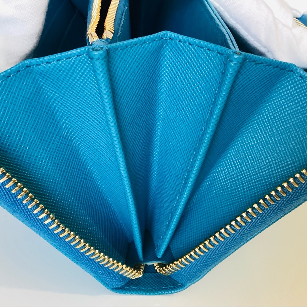 Prada Saffiano Continental Wallet in Turquoise with Gold Hardware - Picture 3 of 16